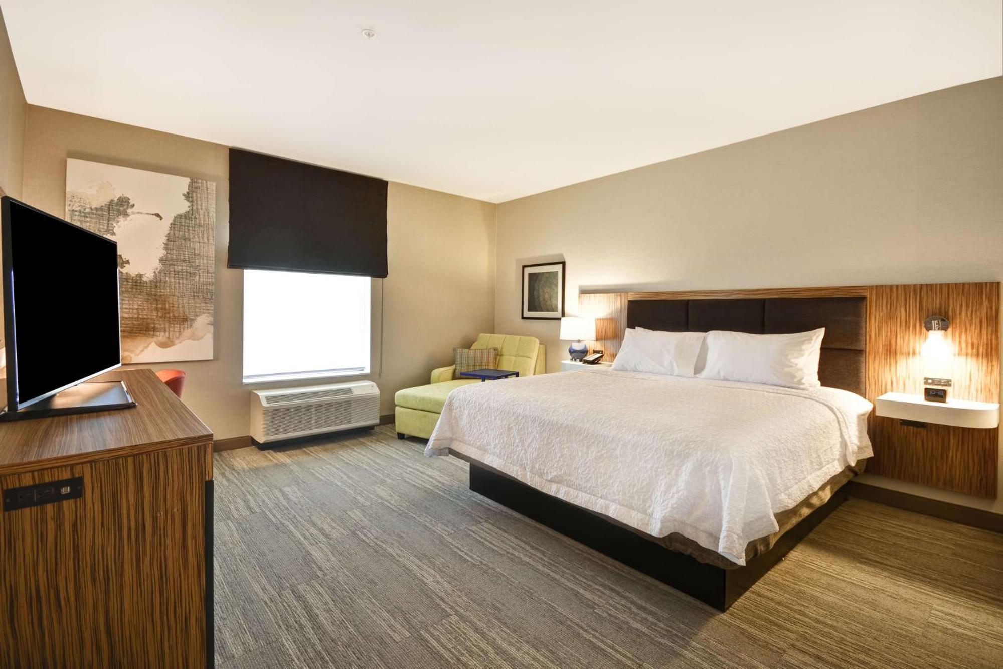 Hampton Inn & Suites Detroit/Warren Ngoại thất bức ảnh