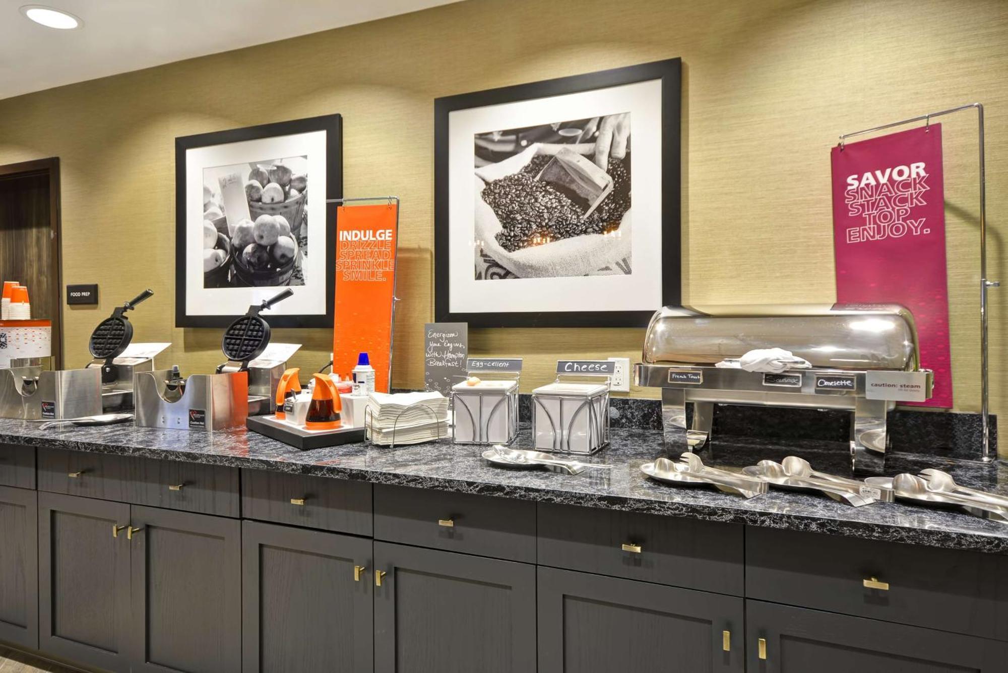 Hampton Inn & Suites Detroit/Warren Ngoại thất bức ảnh