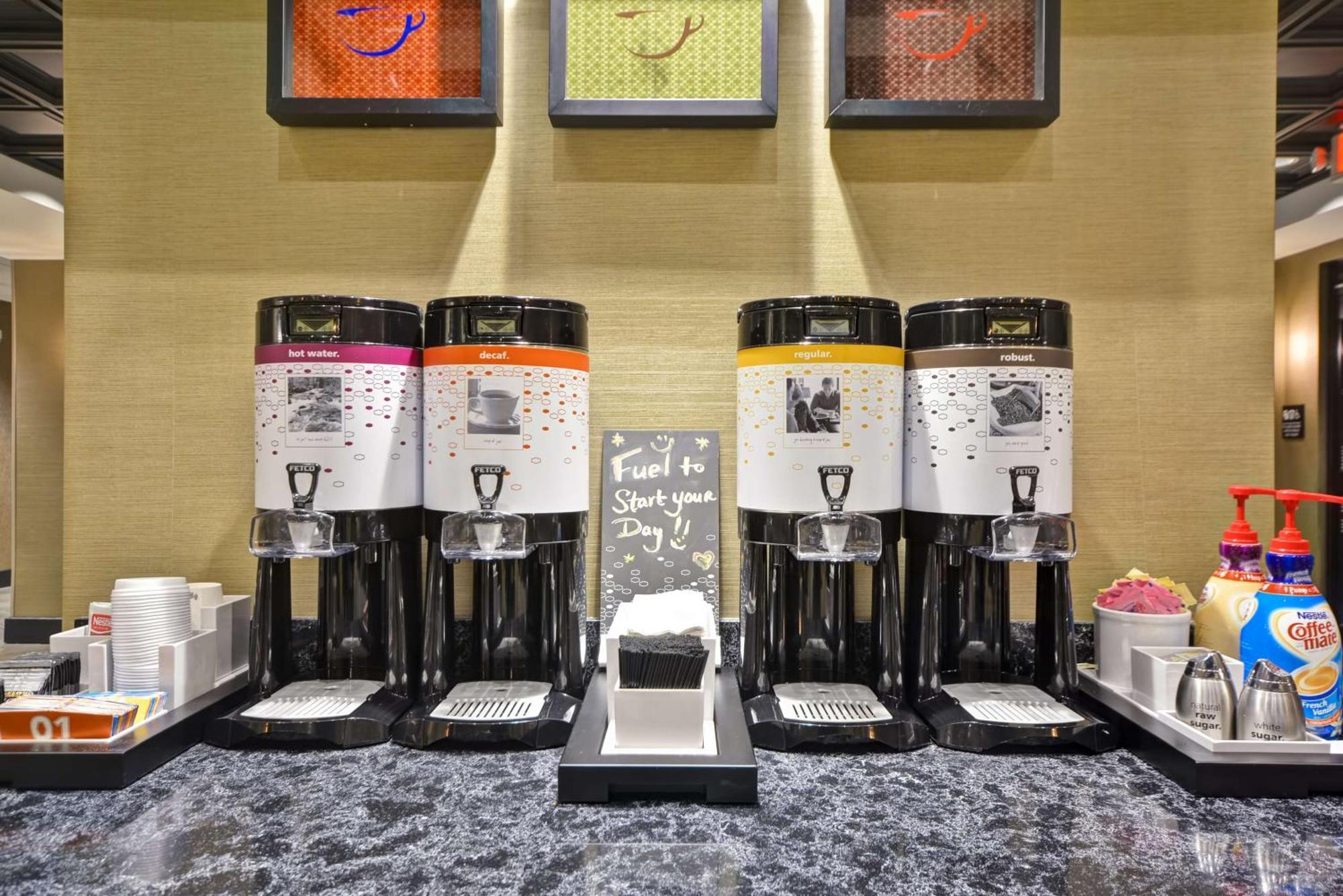 Hampton Inn & Suites Detroit/Warren Ngoại thất bức ảnh